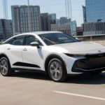 toyota-crown-crossover-xle-2023-693019